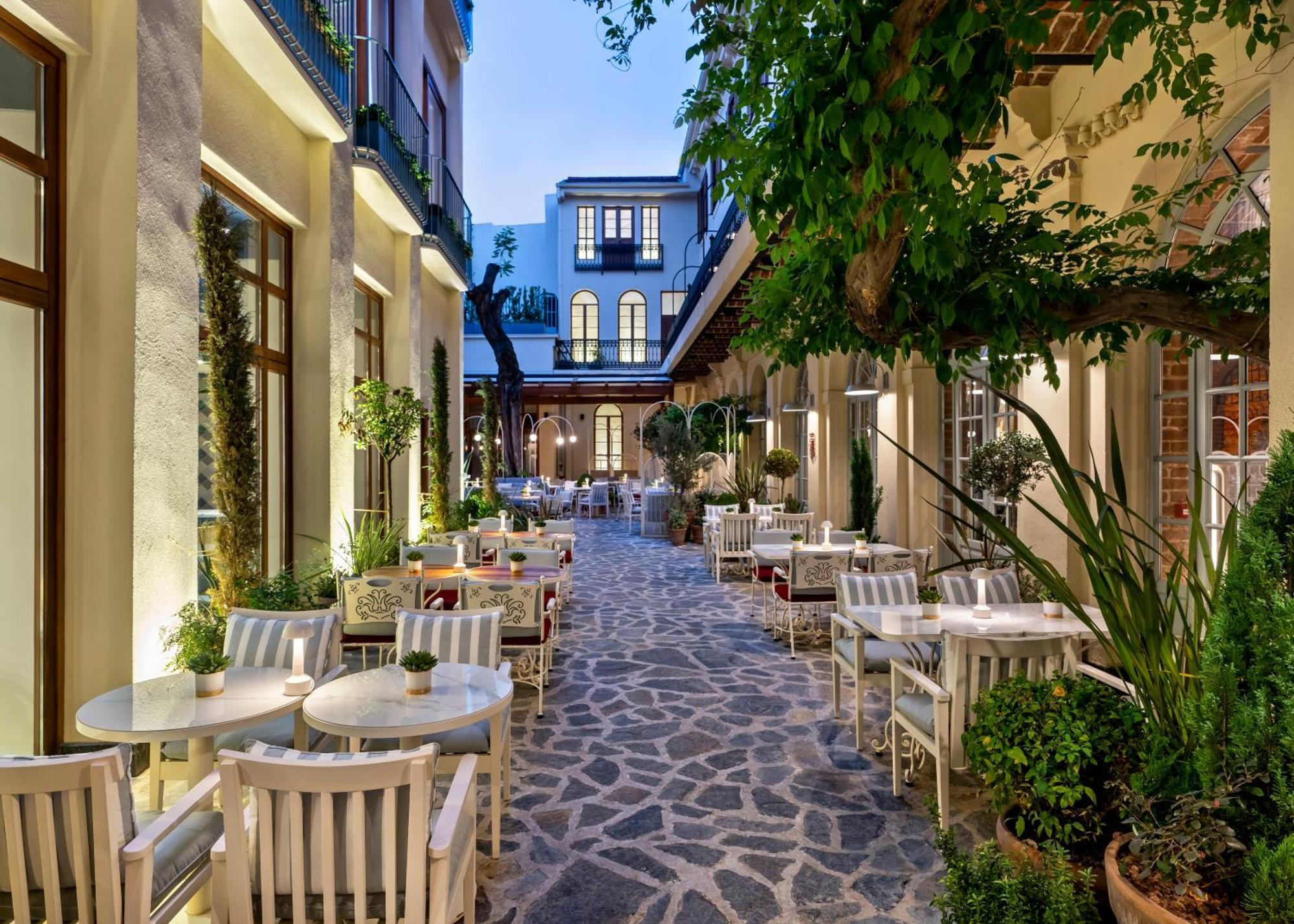 Ecole St. Pierre Hotel Стамбул Екстер'єр фото